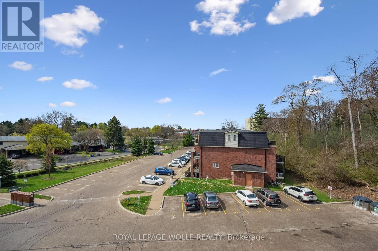 












12D - 45 CEDARHILL CRESCENT

,
Kitchener,




Ontario
N2E0A2

