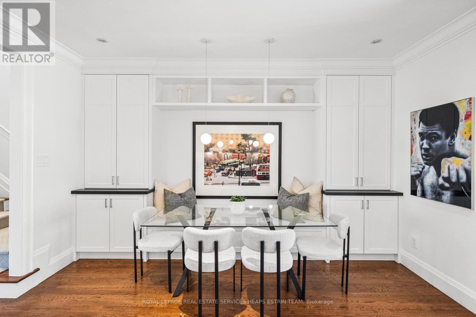 












112 GLENCAIRN AVENUE

,
Toronto,




Ontario
M4R1M9

