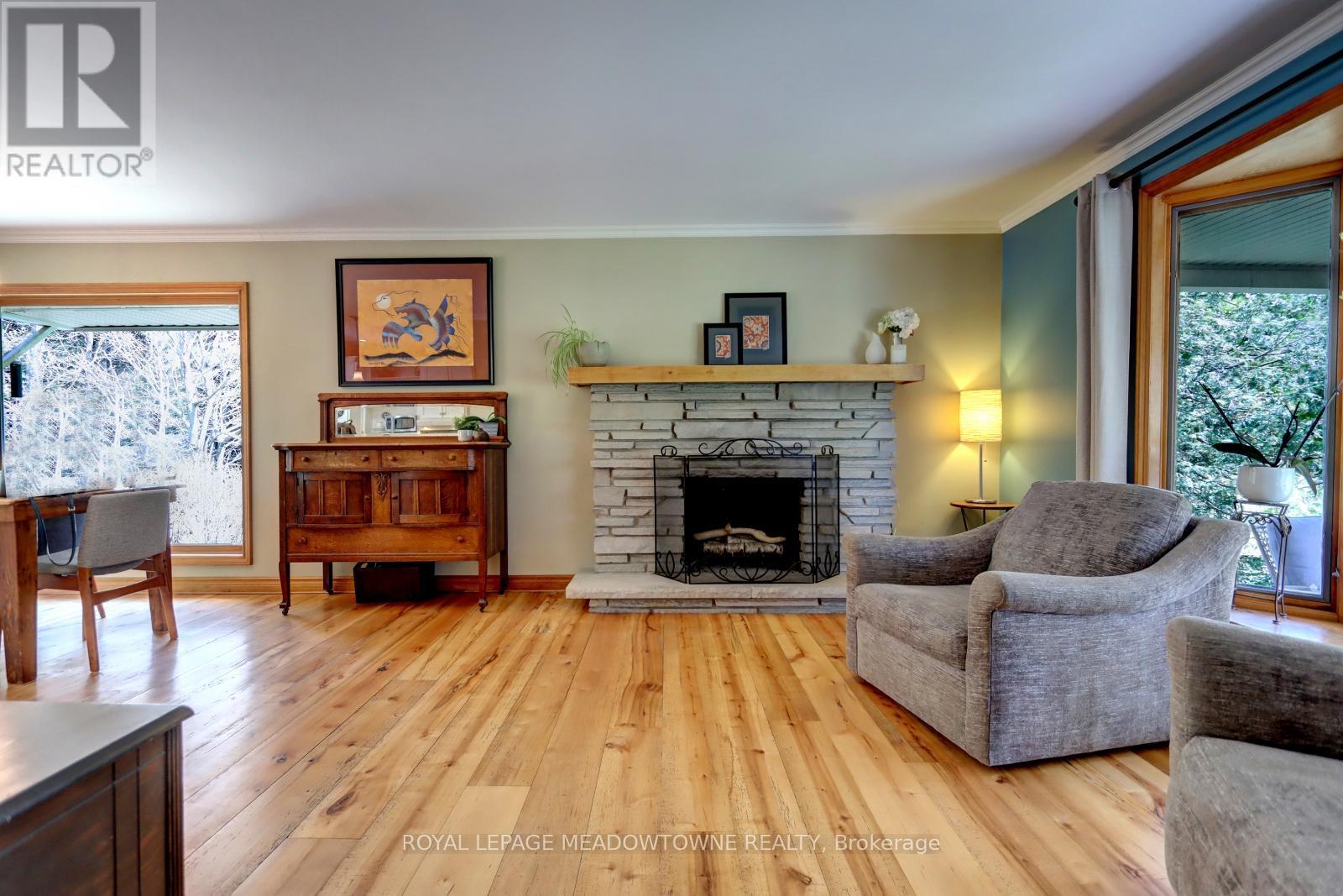 












5977 FIFTH LINE

,
Erin,




Ontario
N0B1Z0

