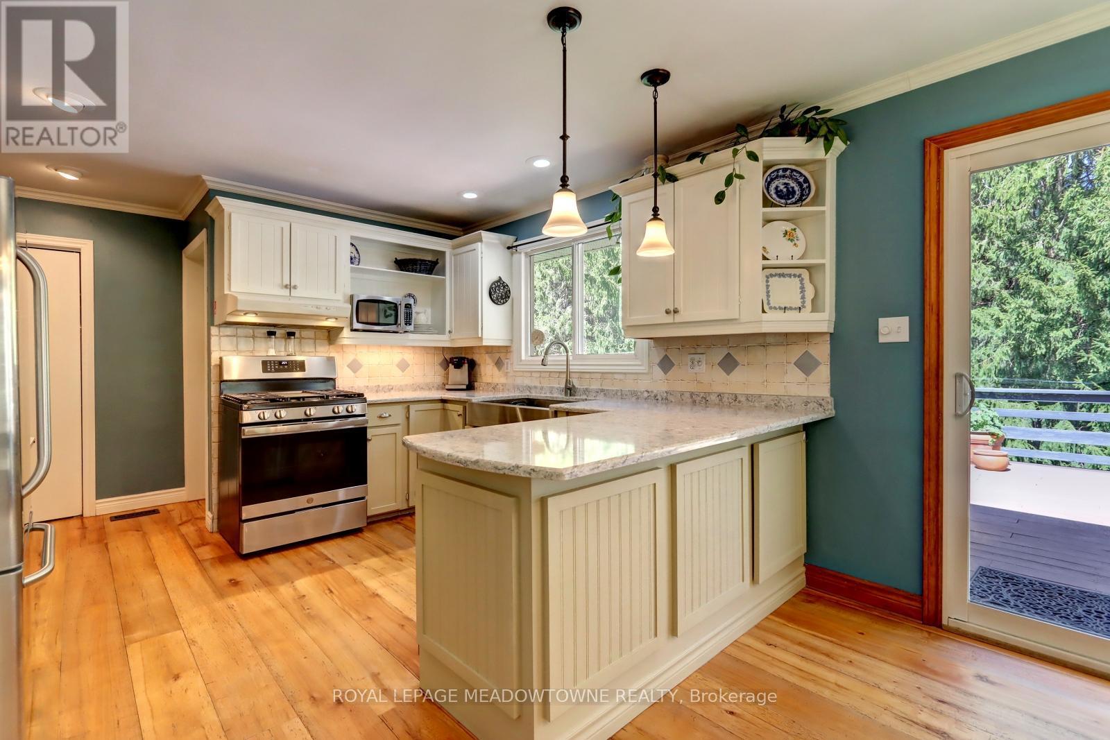 












5977 FIFTH LINE

,
Erin,




Ontario
N0B1Z0

