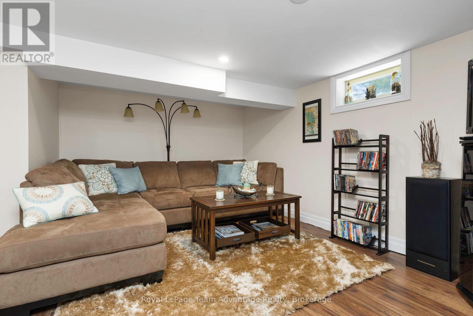 












18 PINE VALLEY DRIVE

,
Carling,




Ontario
P0G1G0


