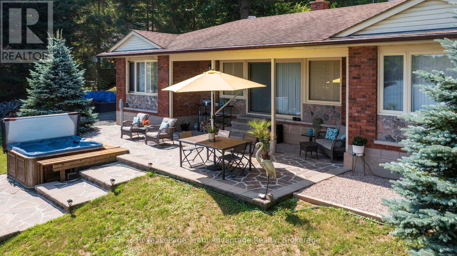 












18 PINE VALLEY DRIVE

,
Carling,




Ontario
P0G1G0

