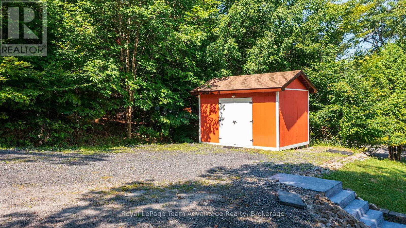 












18 PINE VALLEY DRIVE

,
Carling,




Ontario
P0G1G0

