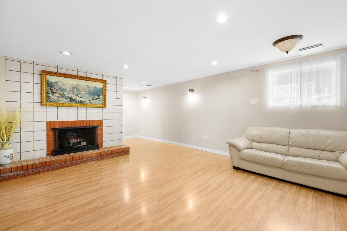 









1064


Kelly

Drive,
West Kelowna,




BC
V1Z 2T2

