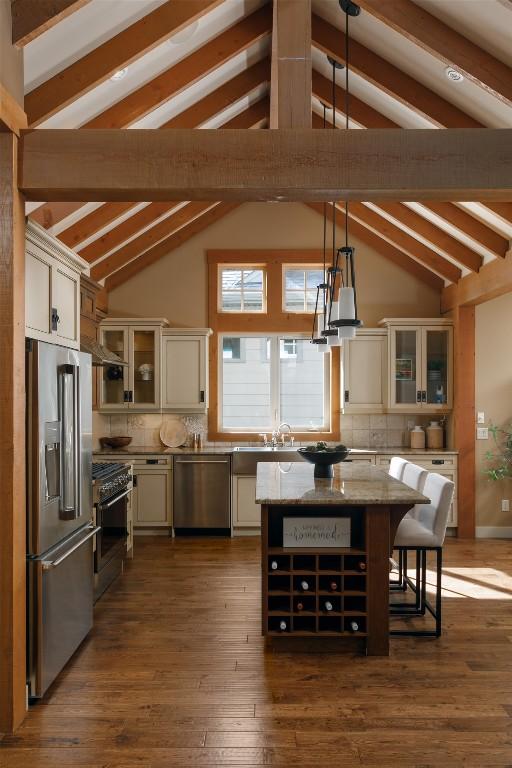 









1958


Hidden Lake

Place,
Kelowna,




BC
V1V 2W8

