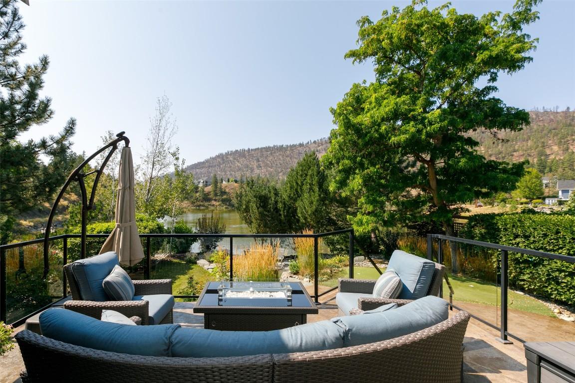 









1958


Hidden Lake

Place,
Kelowna,




BC
V1V 2W8


