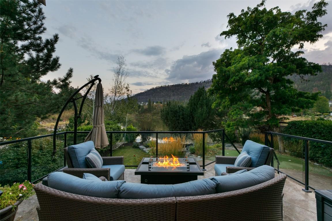 









1958


Hidden Lake

Place,
Kelowna,




BC
V1V 2W8


