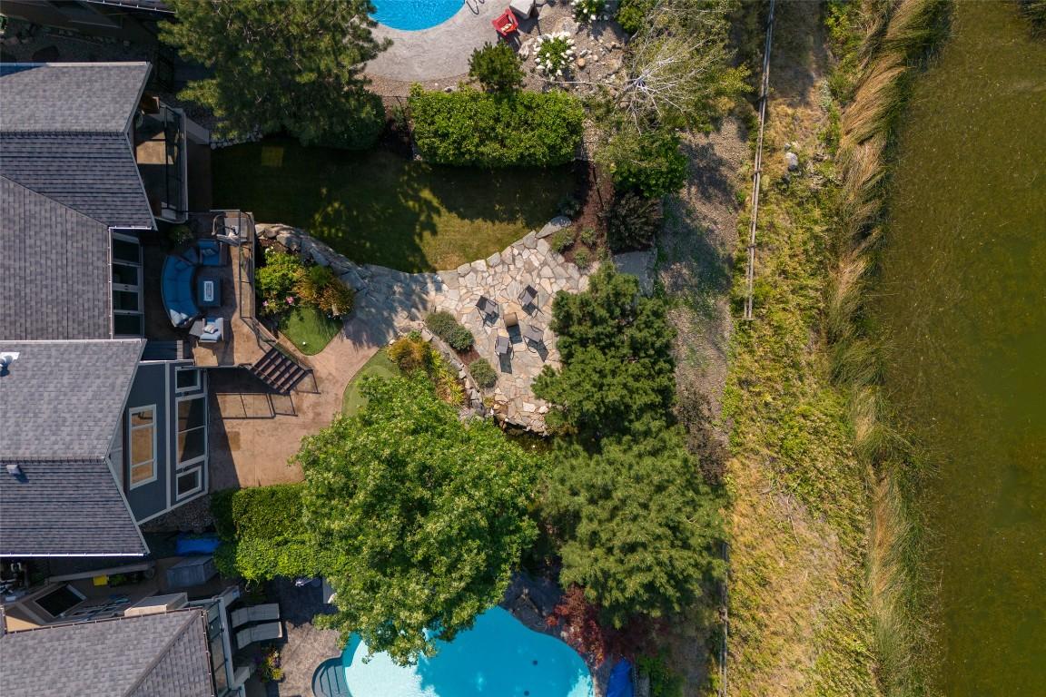 









1958


Hidden Lake

Place,
Kelowna,




BC
V1V 2W8


