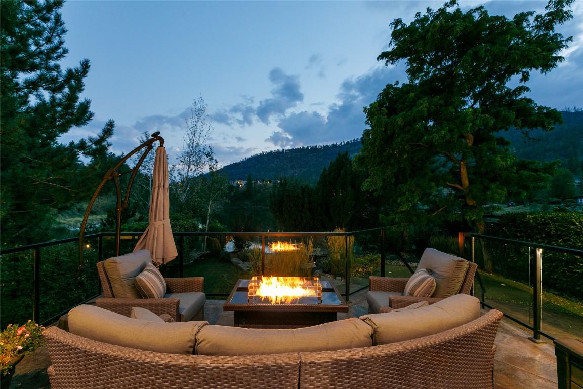 









1958


Hidden Lake

Place,
Kelowna,




BC
V1V 2W8

