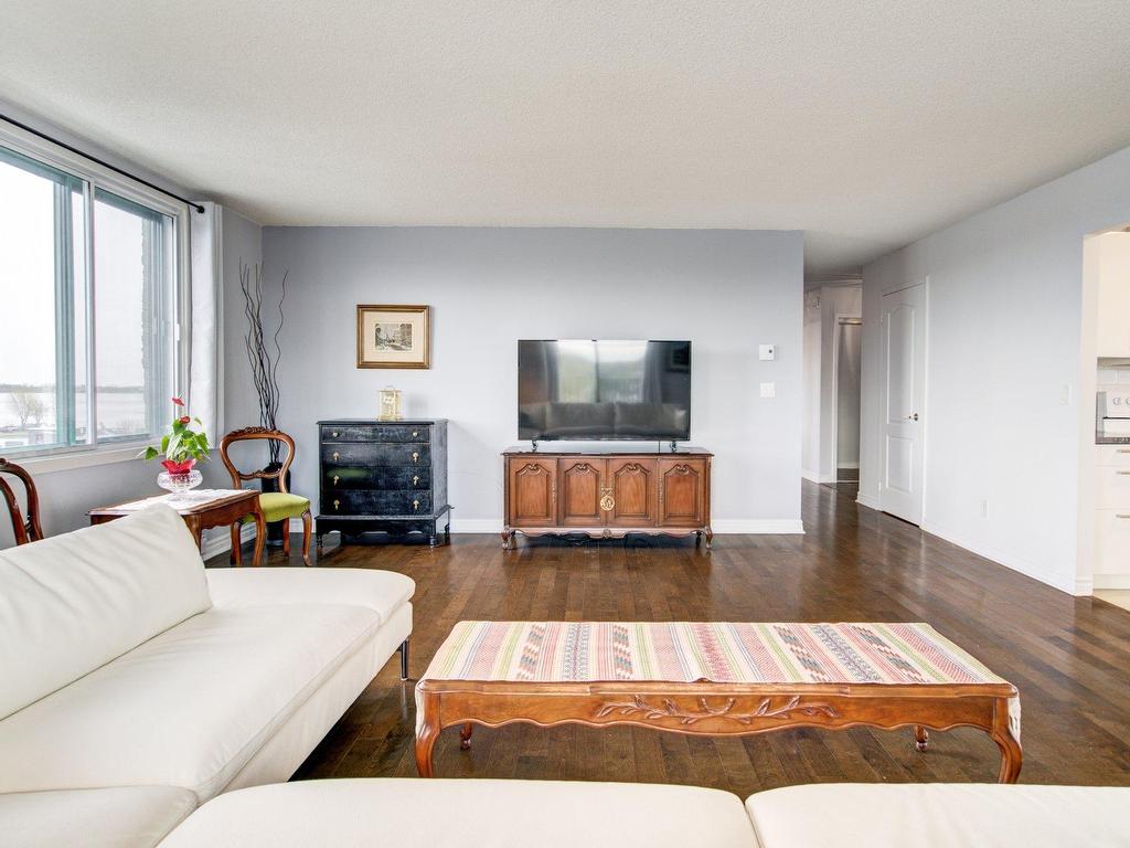 









25


Rue des Émeraudes

, 502,
Repentigny (Repentigny),




QC
J6A8H4

