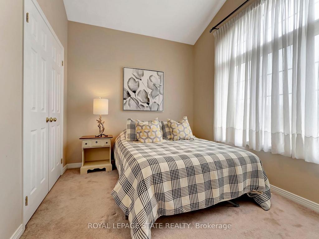 









188


Blue Mountain

Drive,
Hamilton,




ON
L0R 1P0

