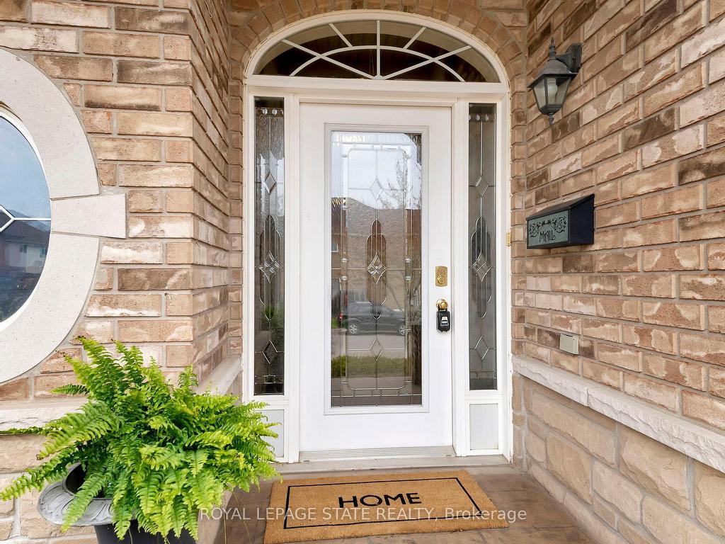 









188


Blue Mountain

Drive,
Hamilton,




ON
L0R 1P0

