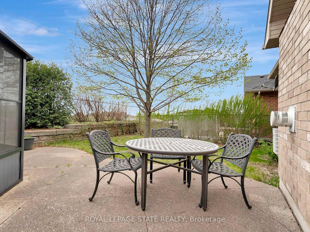 









188


Blue Mountain

Drive,
Hamilton,




ON
L0R 1P0

