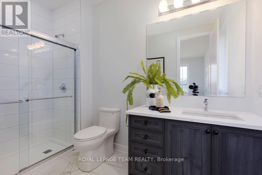 












590 ANCHOR CIRCLE

,
Ottawa,




Ontario
K4M0X4

