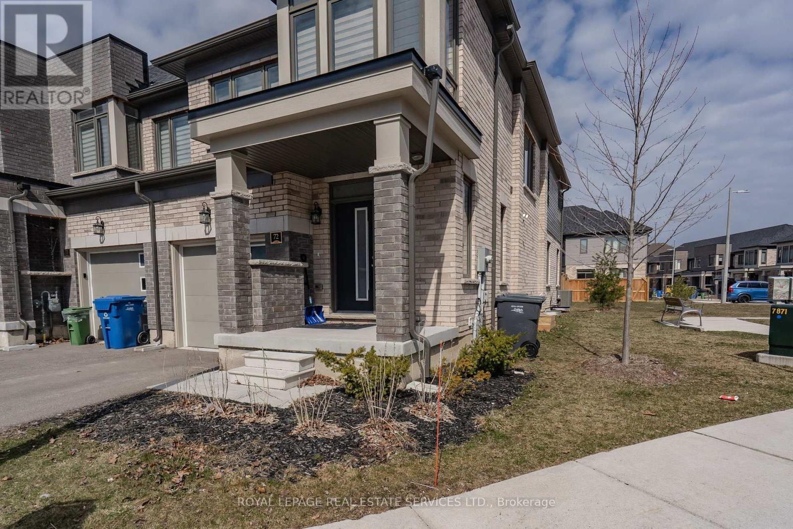 












72 - 166 DEERPATH DRIVE

,
Guelph,




Ontario
N1K0E2

