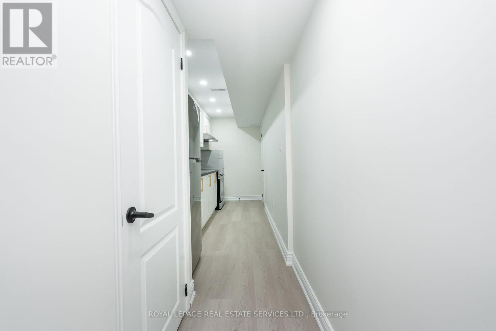 












72 - 166 DEERPATH DRIVE

,
Guelph,




Ontario
N1K0E2


