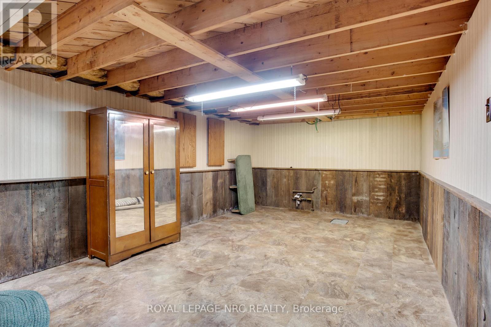 












7061 DOLPHIN STREET

,
Niagara Falls (Morrison),




Ontario
L2E6Y3

