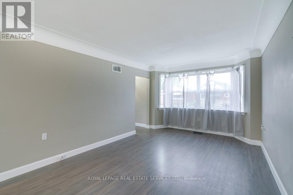 












188 WALTER AVENUE S

,
Hamilton,




Ontario
L8K3L2

