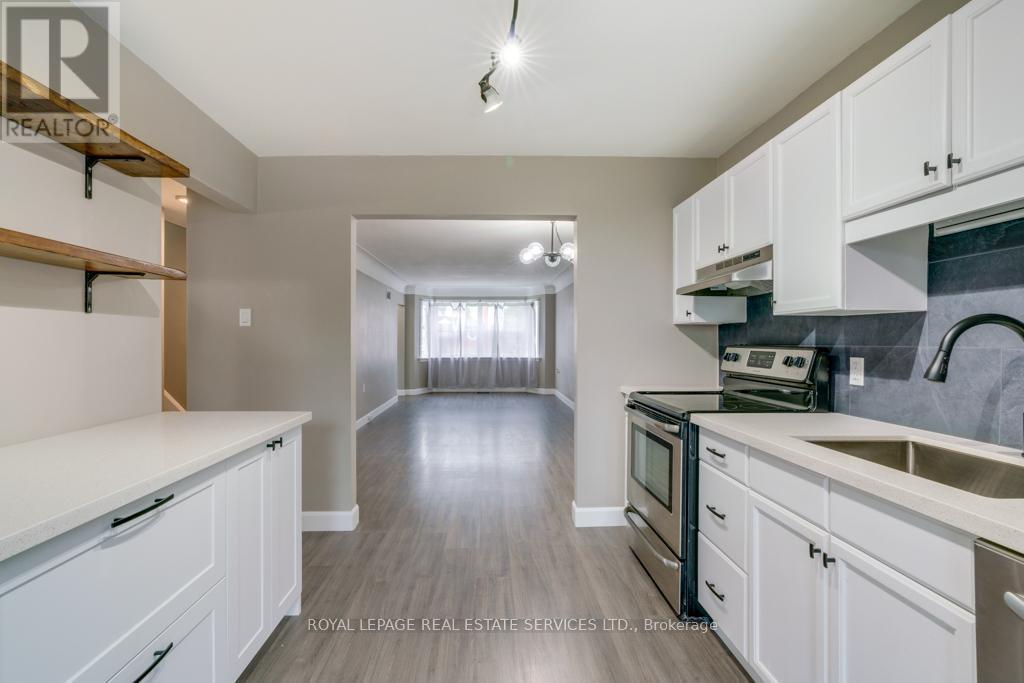 












188 WALTER AVENUE S

,
Hamilton,




Ontario
L8K3L2

