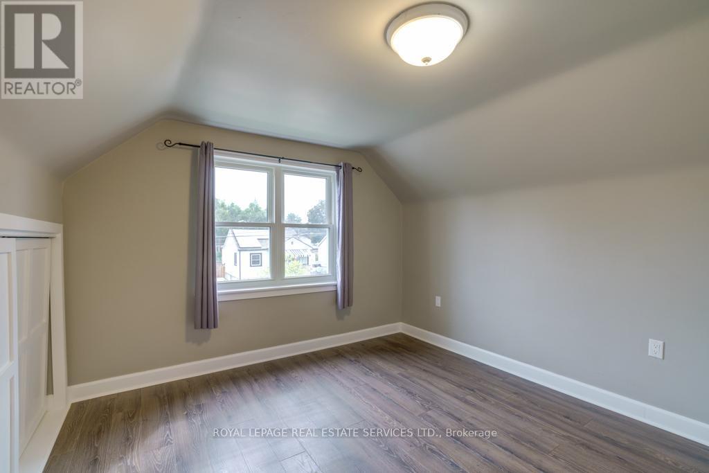 












188 WALTER AVENUE S

,
Hamilton,




Ontario
L8K3L2

