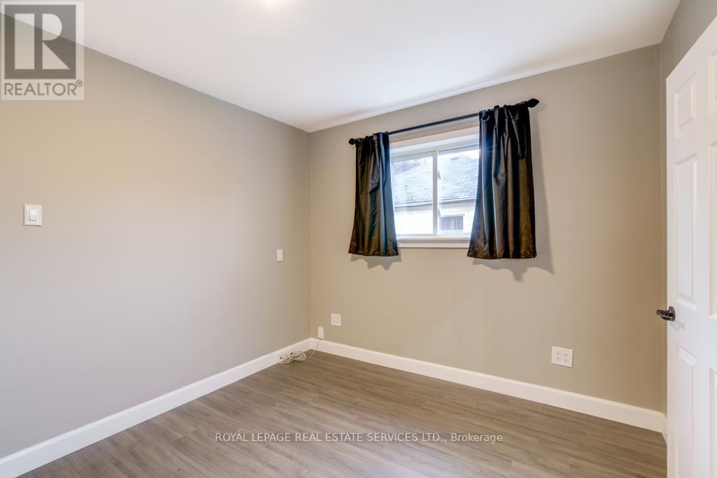 












188 WALTER AVENUE S

,
Hamilton,




Ontario
L8K3L2

