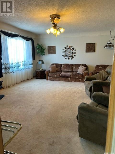 












519 1st STREET W

,
Leader,




Saskatchewan
S0N1H0

