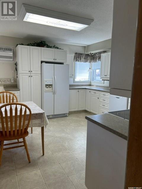 












519 1st STREET W

,
Leader,




Saskatchewan
S0N1H0

