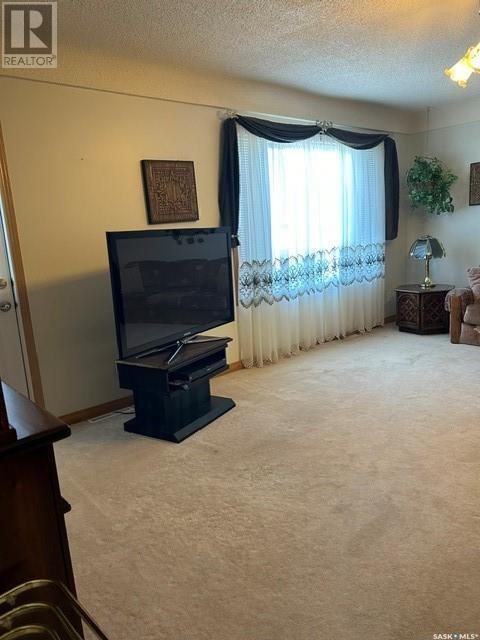 












519 1st STREET W

,
Leader,




Saskatchewan
S0N1H0

