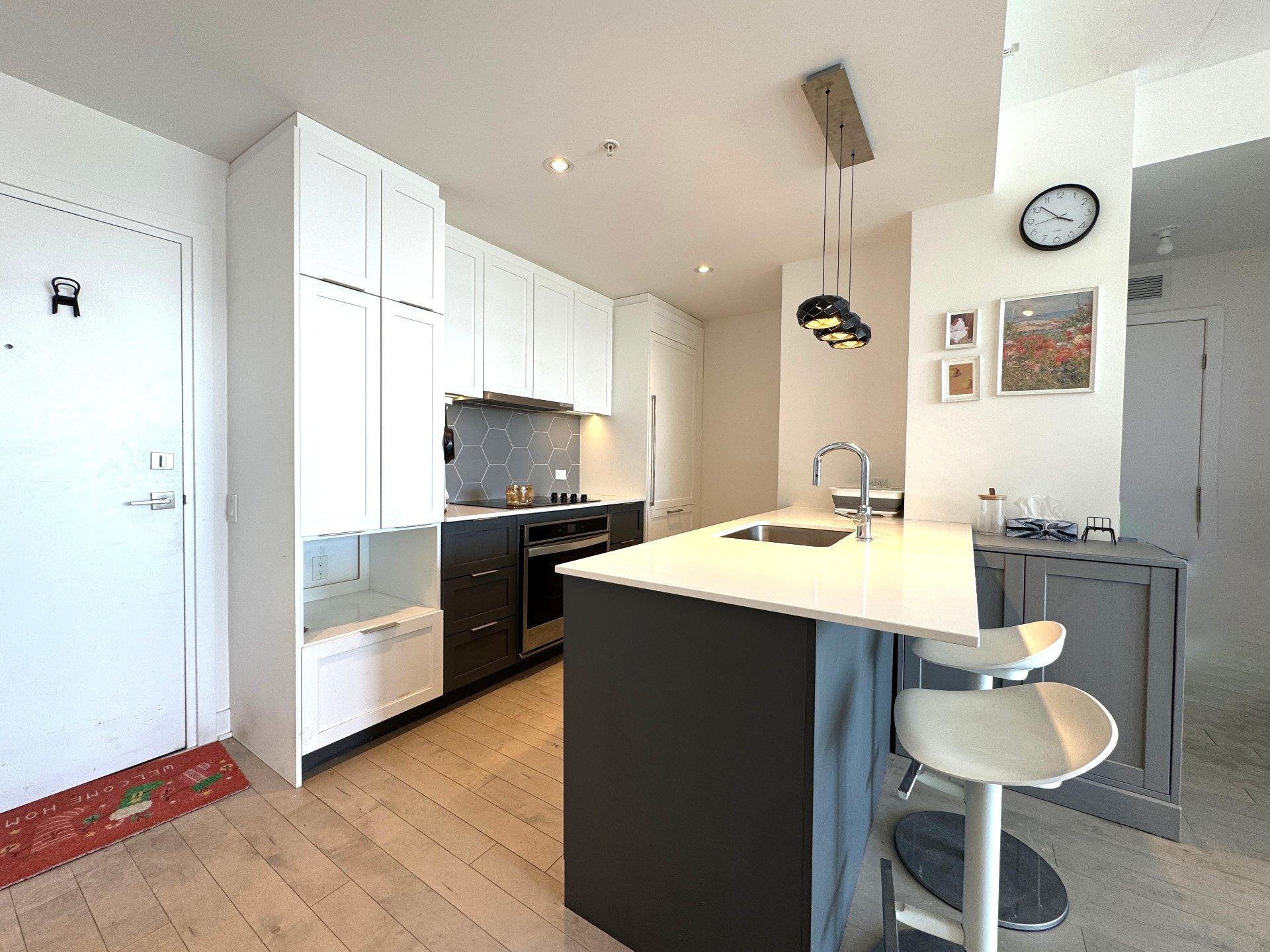 









3043


Rue Sherbrooke E.

, 625,
Montréal (Ville-Marie),




QC
H1W0B9

