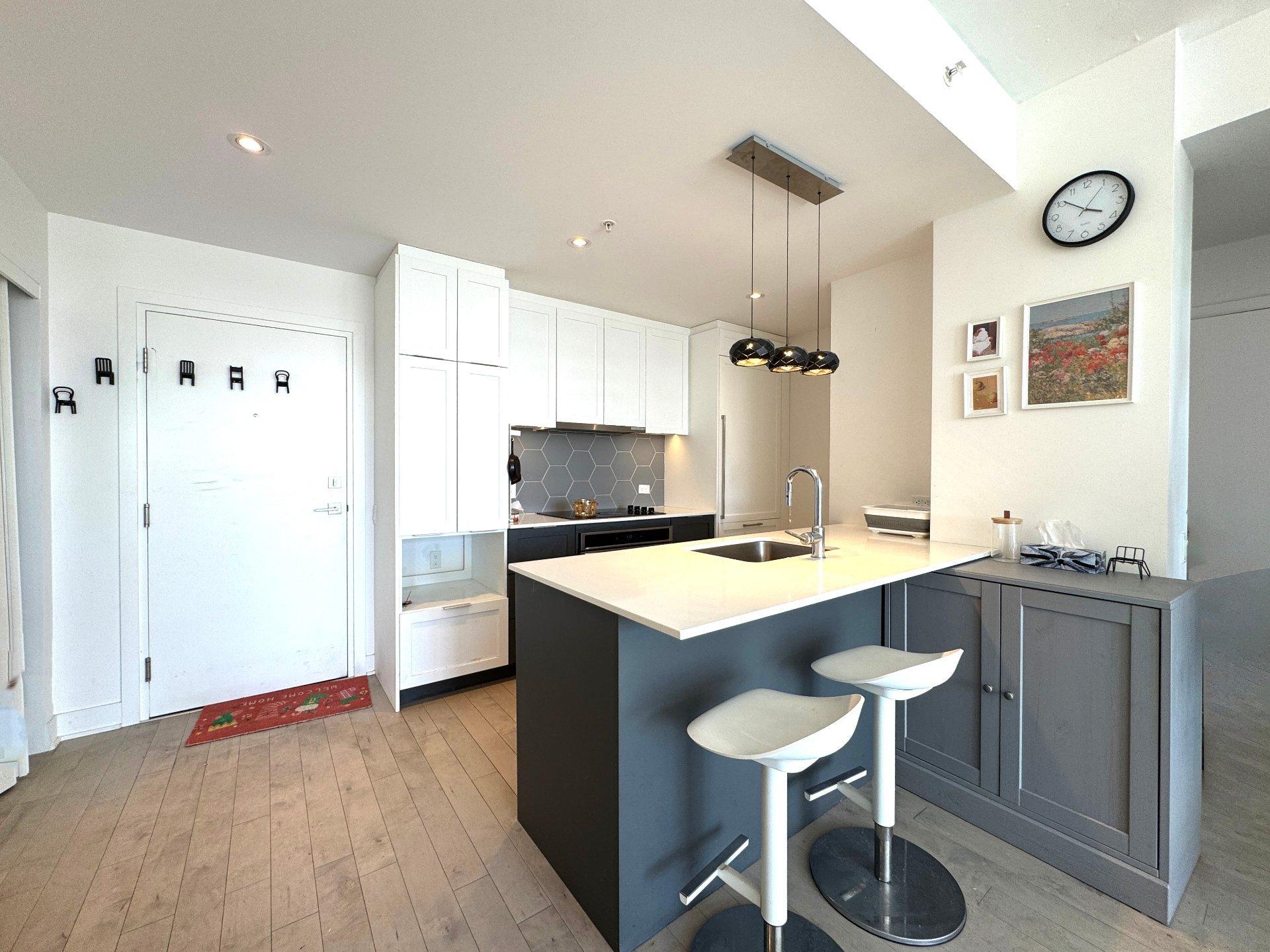 









3043


Rue Sherbrooke E.

, 625,
Montréal (Ville-Marie),




QC
H1W0B9

