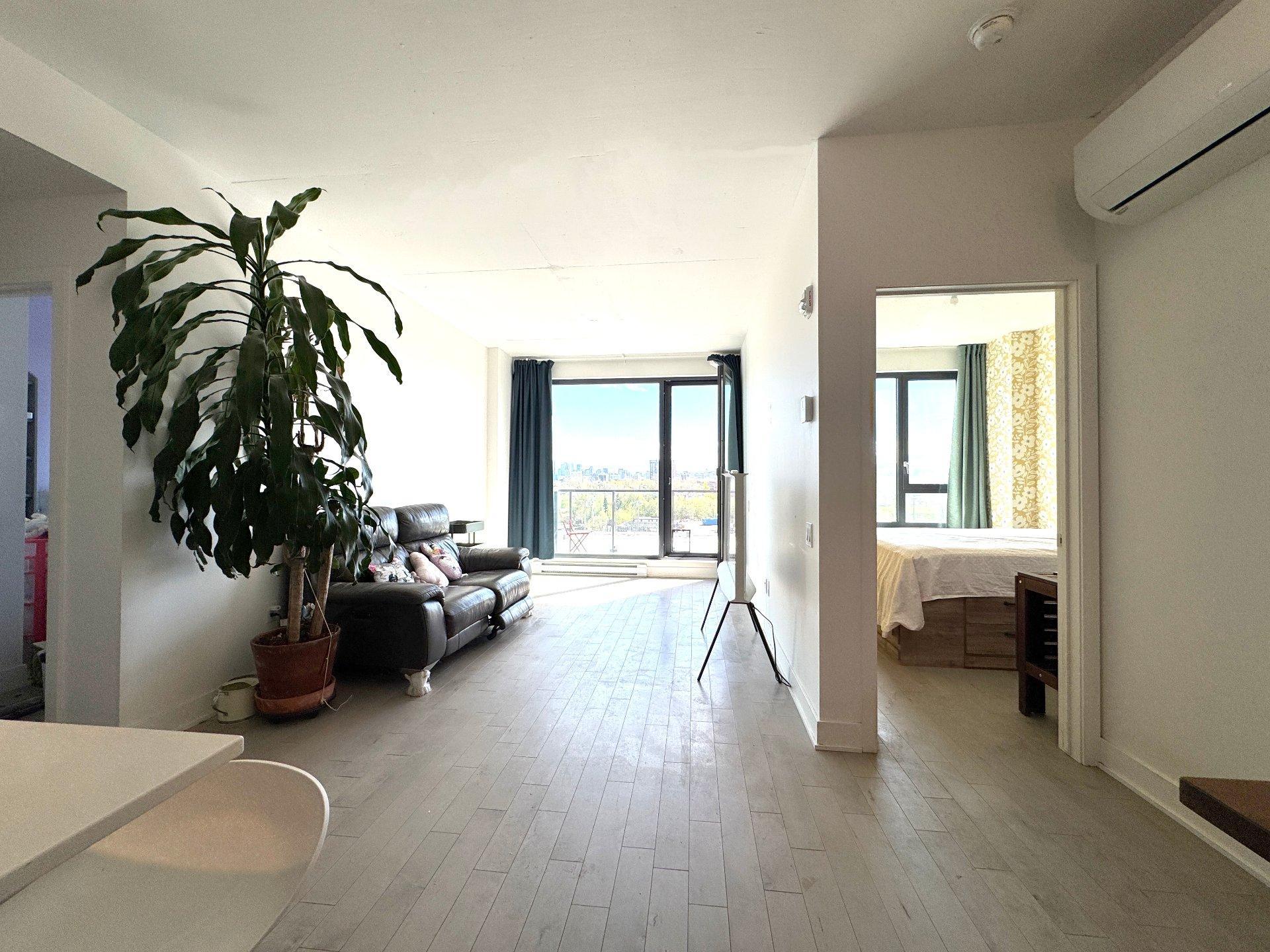 









3043


Rue Sherbrooke E.

, 625,
Montréal (Ville-Marie),




QC
H1W0B9

