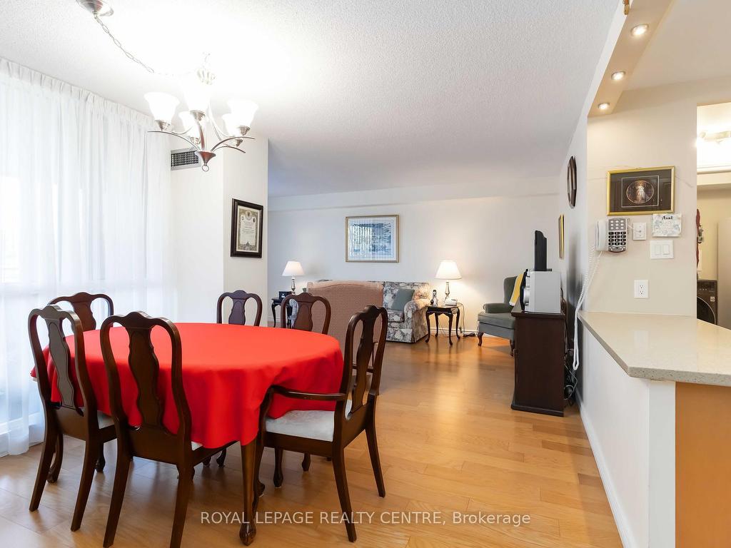 









1300


MISSISSAUGA VALLEY

Boulevard, 310,
Mississauga,




ON
L5A 3S8

