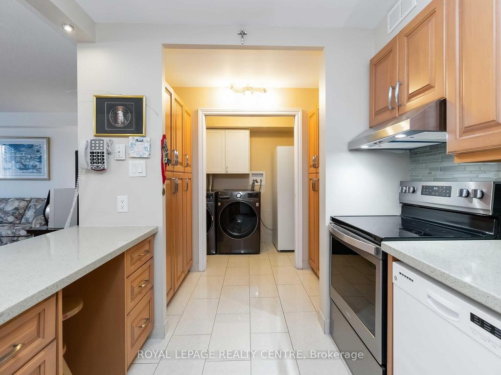 









1300


MISSISSAUGA VALLEY

Boulevard, 310,
Mississauga,




ON
L5A 3S8

