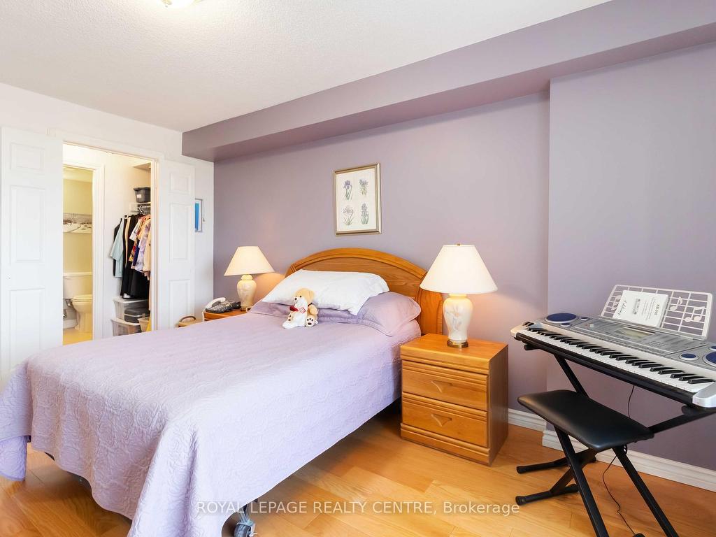 









1300


MISSISSAUGA VALLEY

Boulevard, 310,
Mississauga,




ON
L5A 3S8


