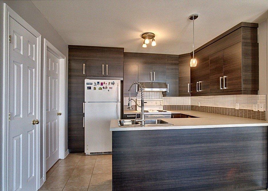 









4224


Boul. Gareau

,
Longueuil (Saint-Hubert),




QC
J3Y0G1


