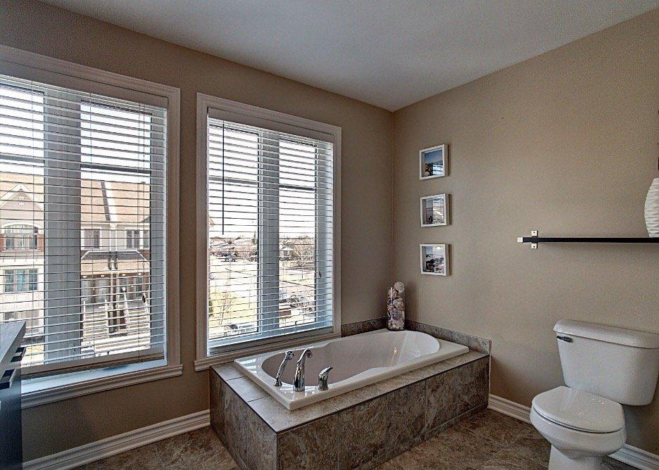 









4224


Boul. Gareau

,
Longueuil (Saint-Hubert),




QC
J3Y0G1

