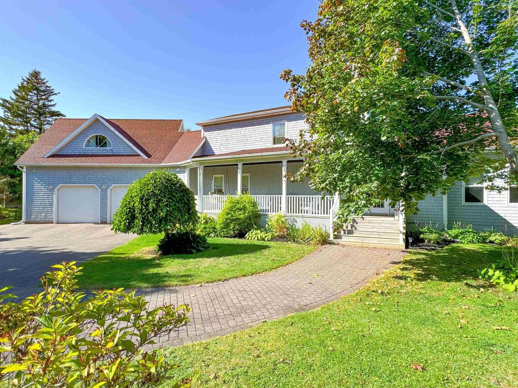












15 Heron's Ghyll Road

,
Panmure Island,




PE
C0A 1R0


