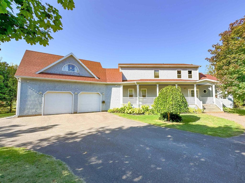 












15 Heron's Ghyll Road

,
Panmure Island,




PE
C0A 1R0

