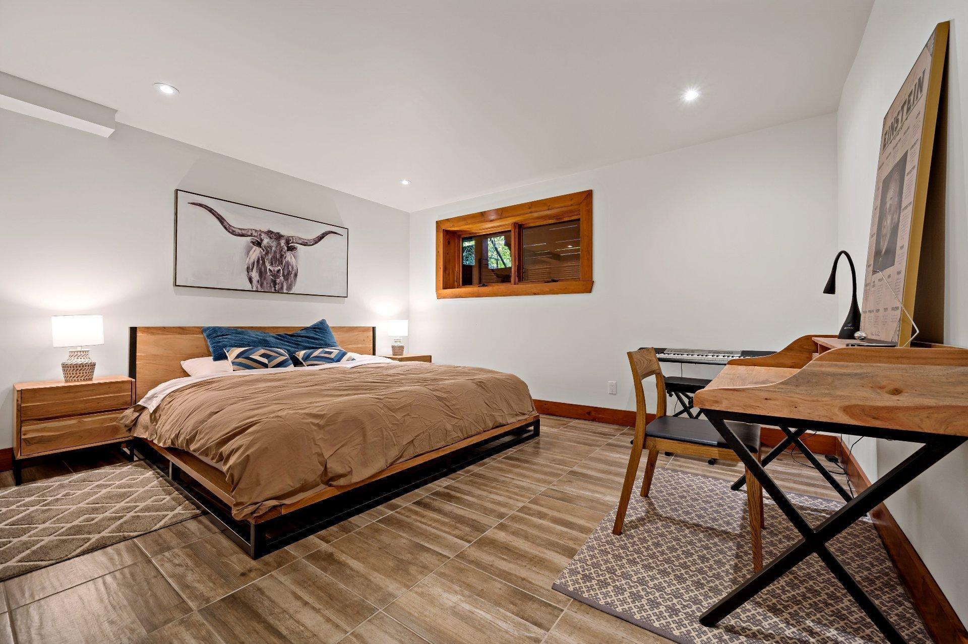 









75


Ch. Marc-Aurèle-Fortin

,
Mont-Tremblant,




QC
J8E3N1

