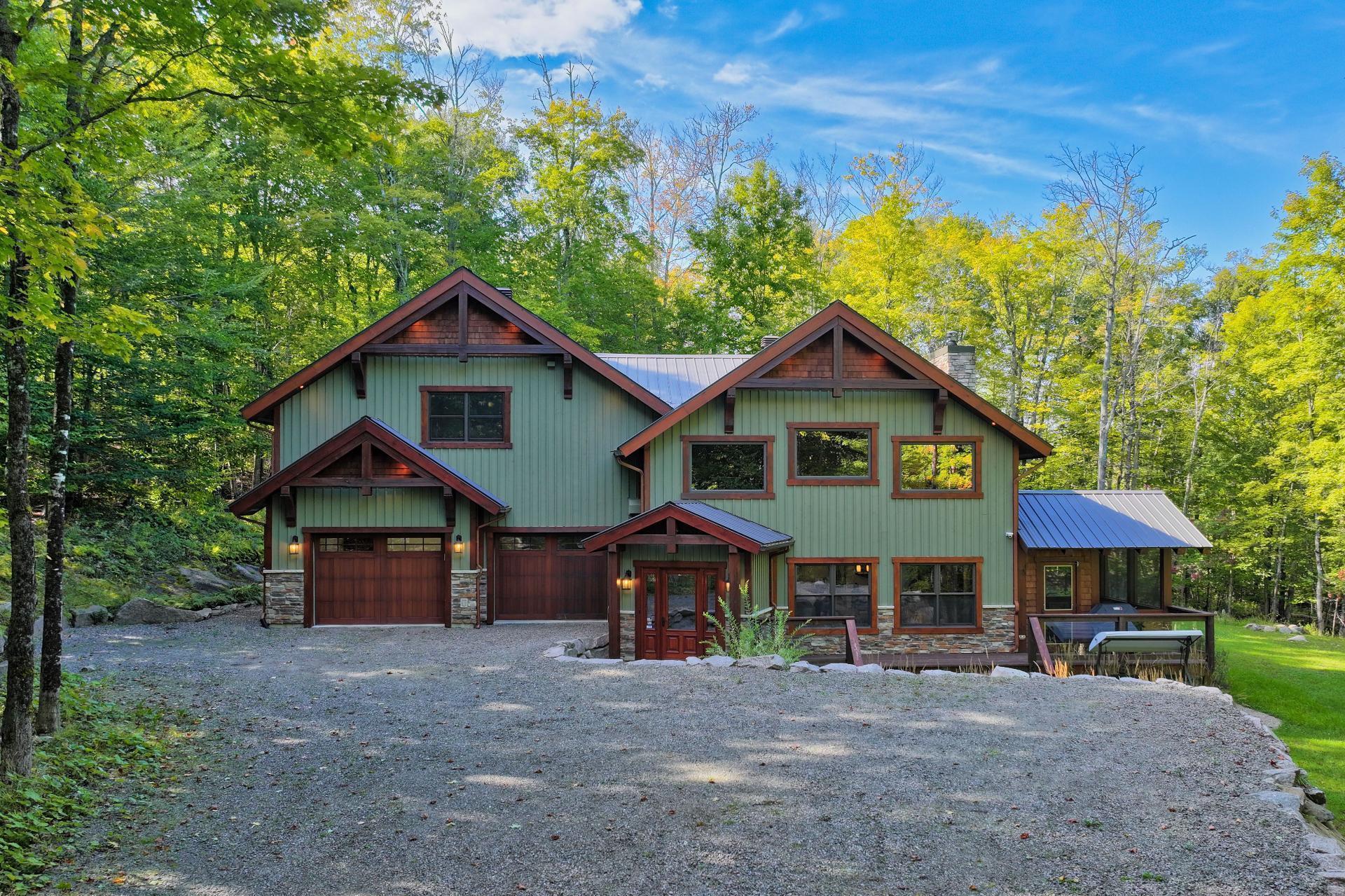 









75


Ch. Marc-Aurèle-Fortin

,
Mont-Tremblant,




QC
J8E3N1

