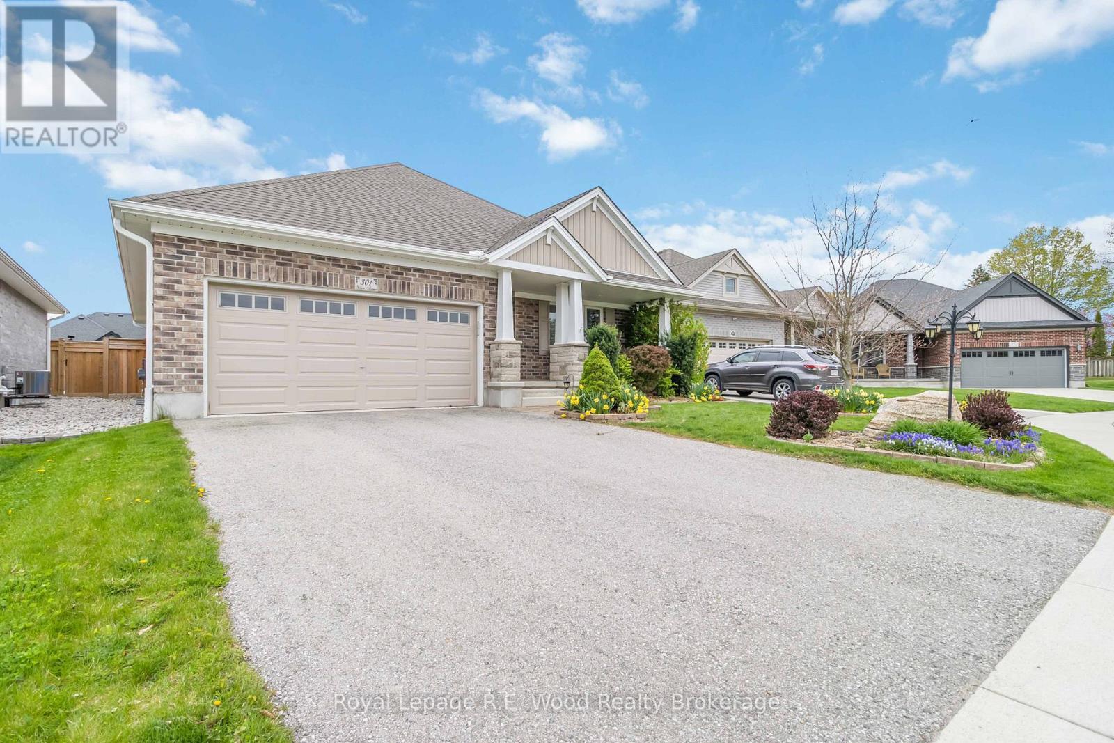 












301 WILSON AVENUE

,
Tillsonburg,




Ontario
N4G0H3

