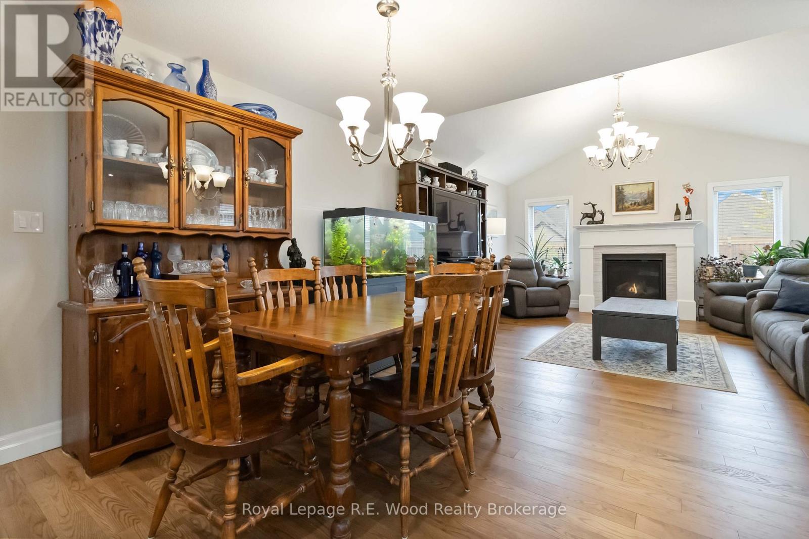 












301 WILSON AVENUE

,
Tillsonburg,




Ontario
N4G0H3


