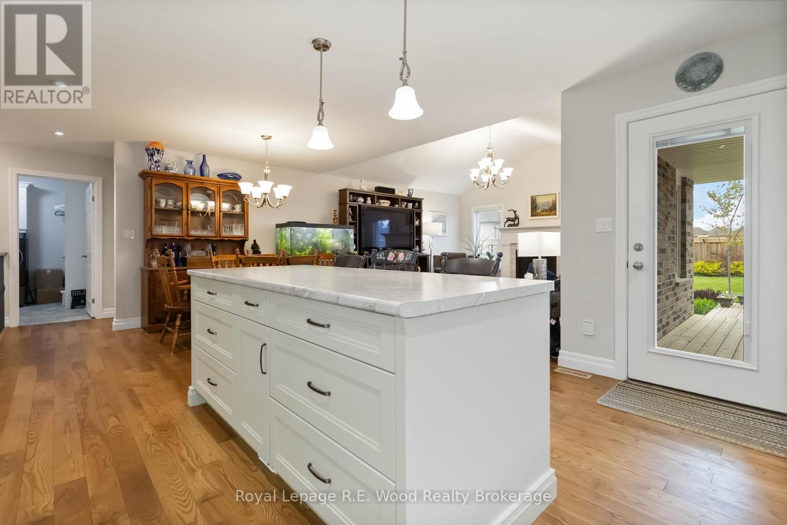 












301 WILSON AVENUE

,
Tillsonburg,




Ontario
N4G0H3

