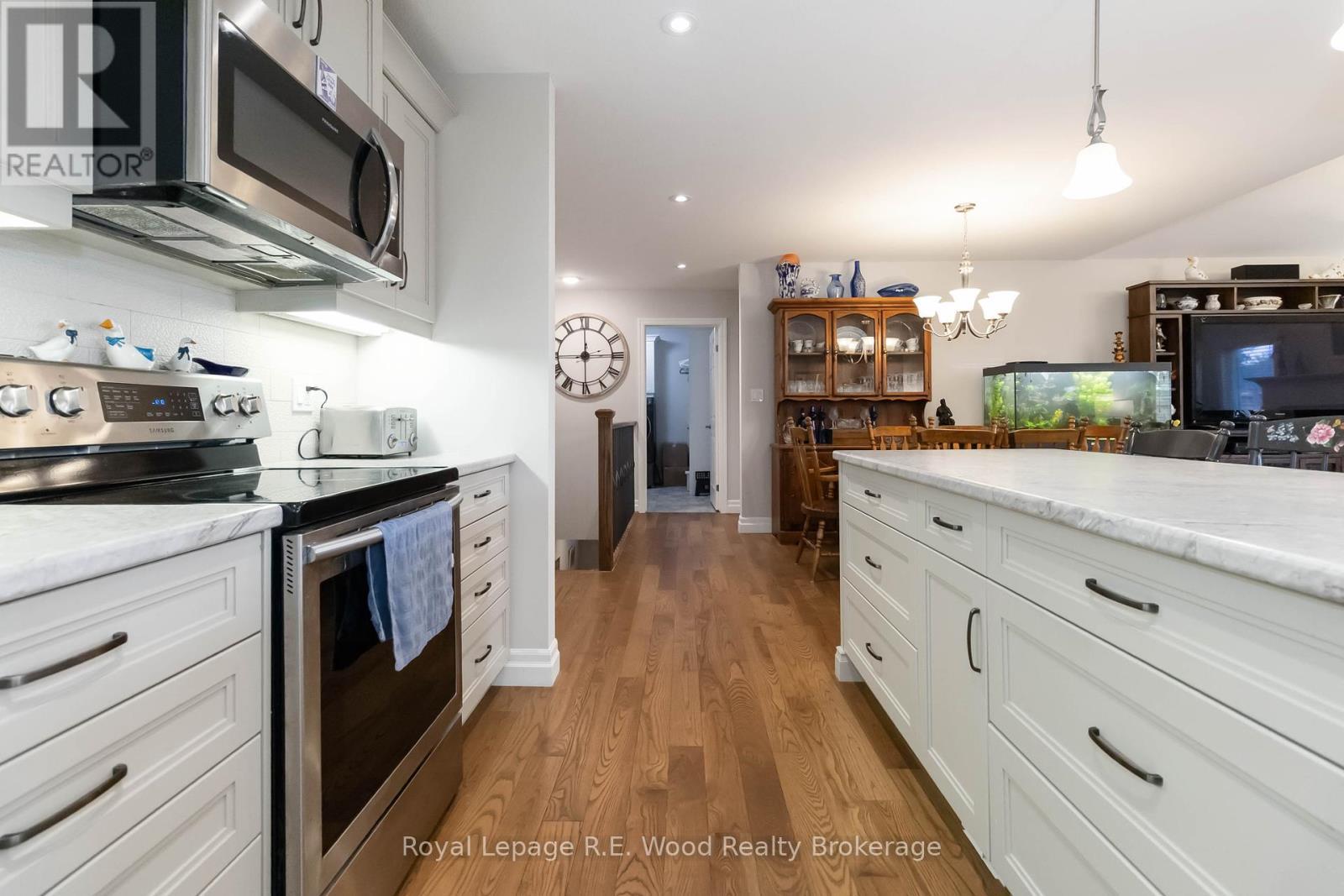 












301 WILSON AVENUE

,
Tillsonburg,




Ontario
N4G0H3

