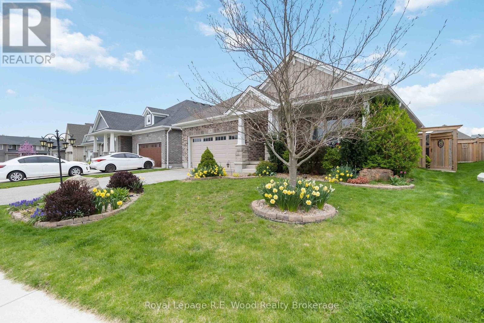 












301 WILSON AVENUE

,
Tillsonburg,




Ontario
N4G0H3

