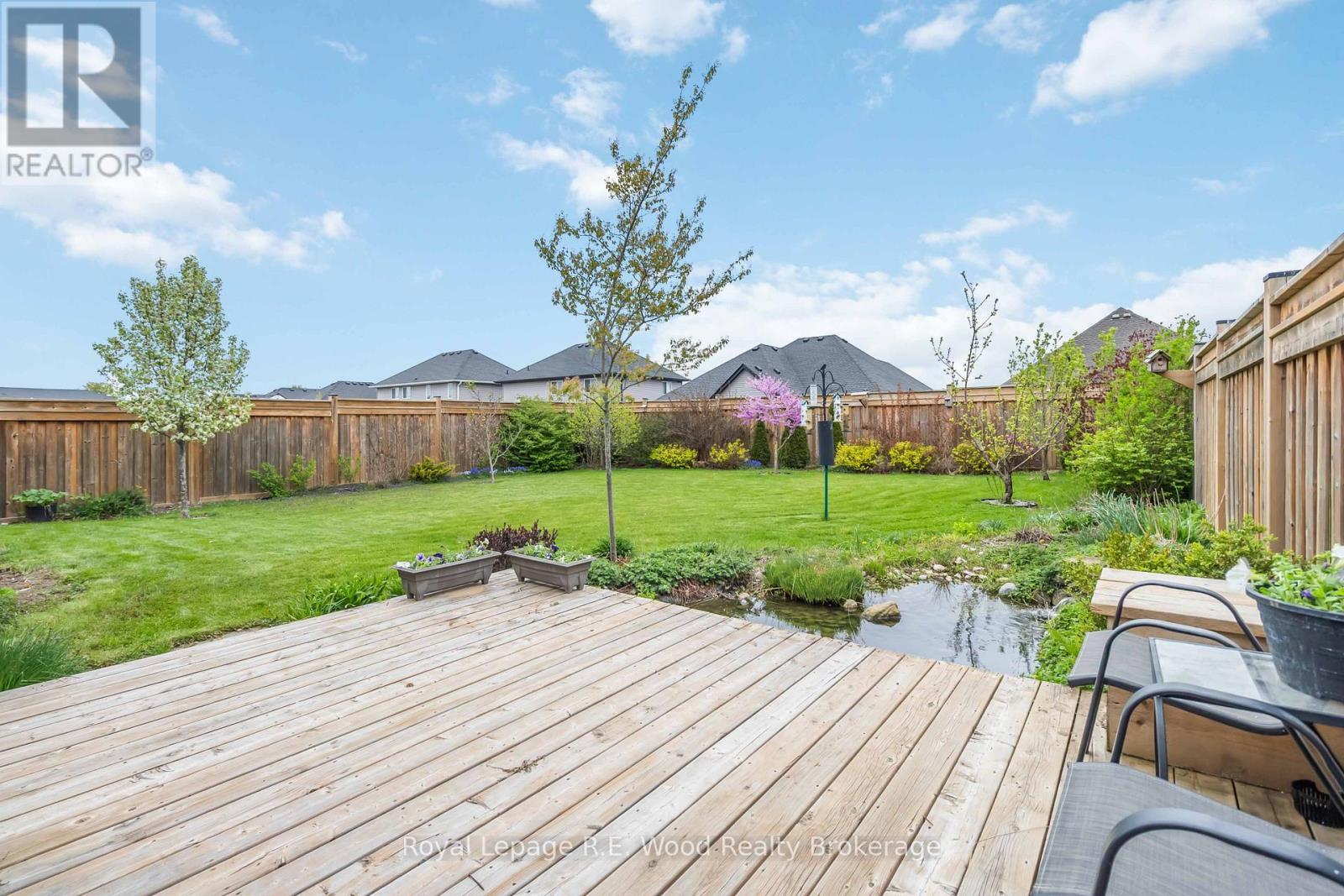 












301 WILSON AVENUE

,
Tillsonburg,




Ontario
N4G0H3

