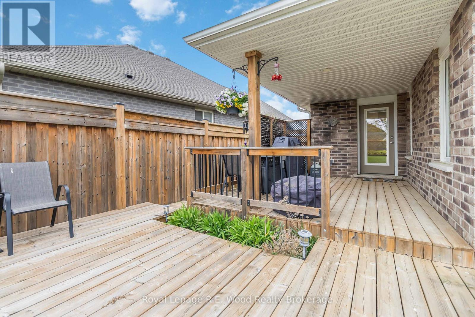 












301 WILSON AVENUE

,
Tillsonburg,




Ontario
N4G0H3

