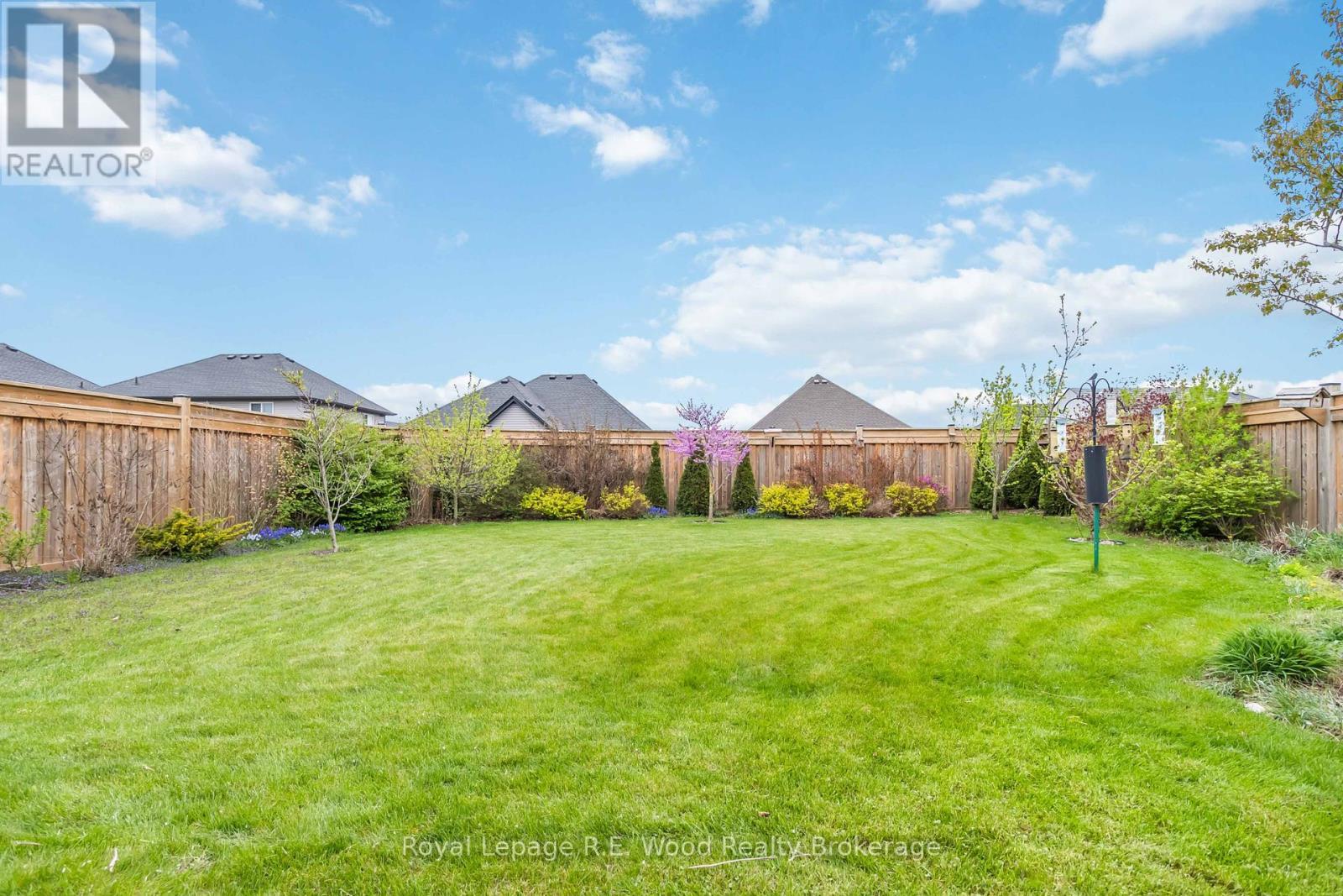 












301 WILSON AVENUE

,
Tillsonburg,




Ontario
N4G0H3

