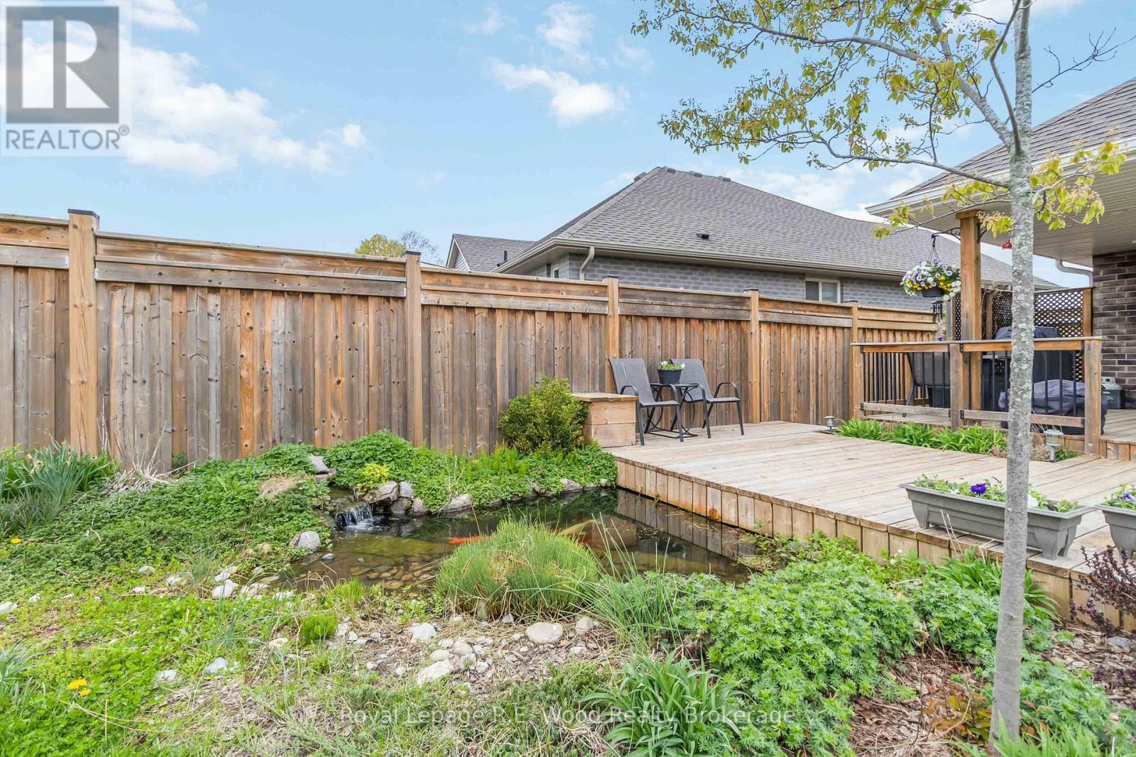 












301 WILSON AVENUE

,
Tillsonburg,




Ontario
N4G0H3

