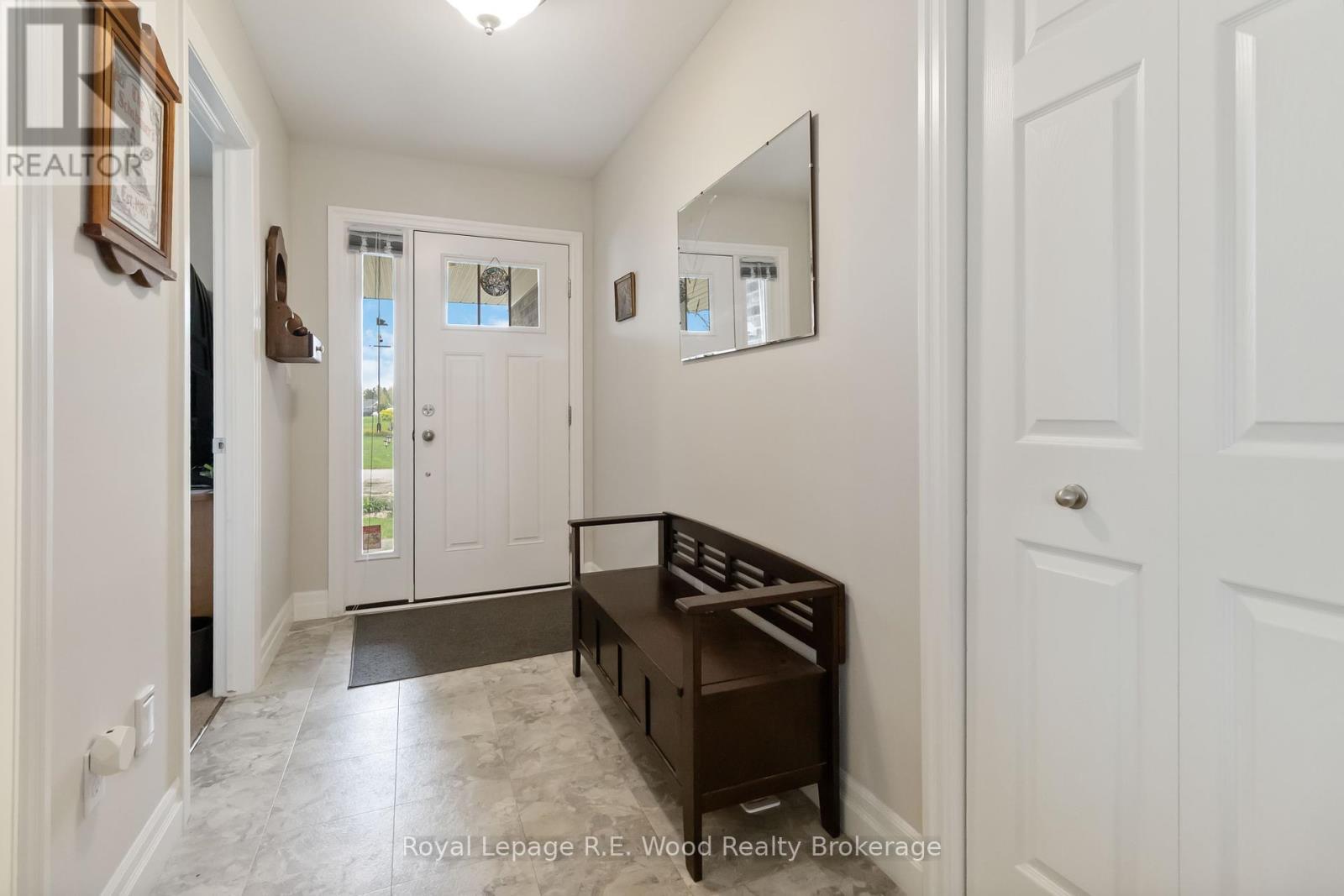 












301 WILSON AVENUE

,
Tillsonburg,




Ontario
N4G0H3

